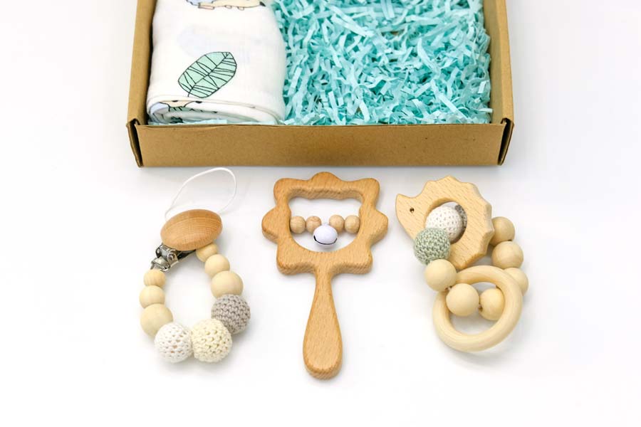 Wooden Crochet Set Gift Box